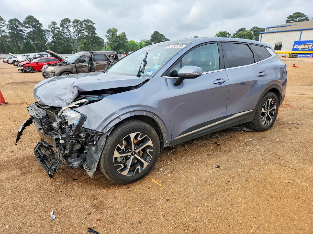 Salvage Kia Sportage Image