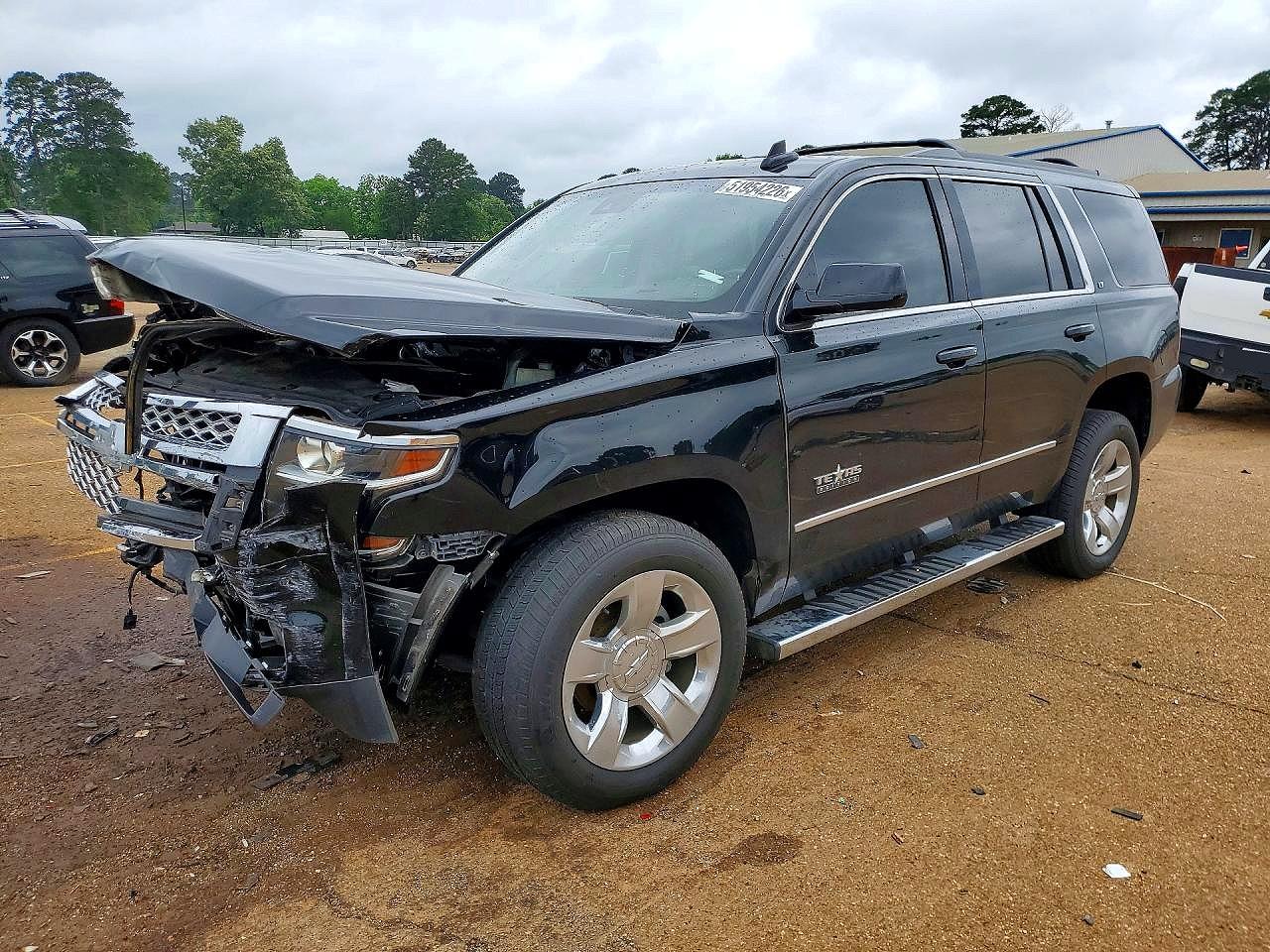 Salvage Chevrolet Tahoe Image