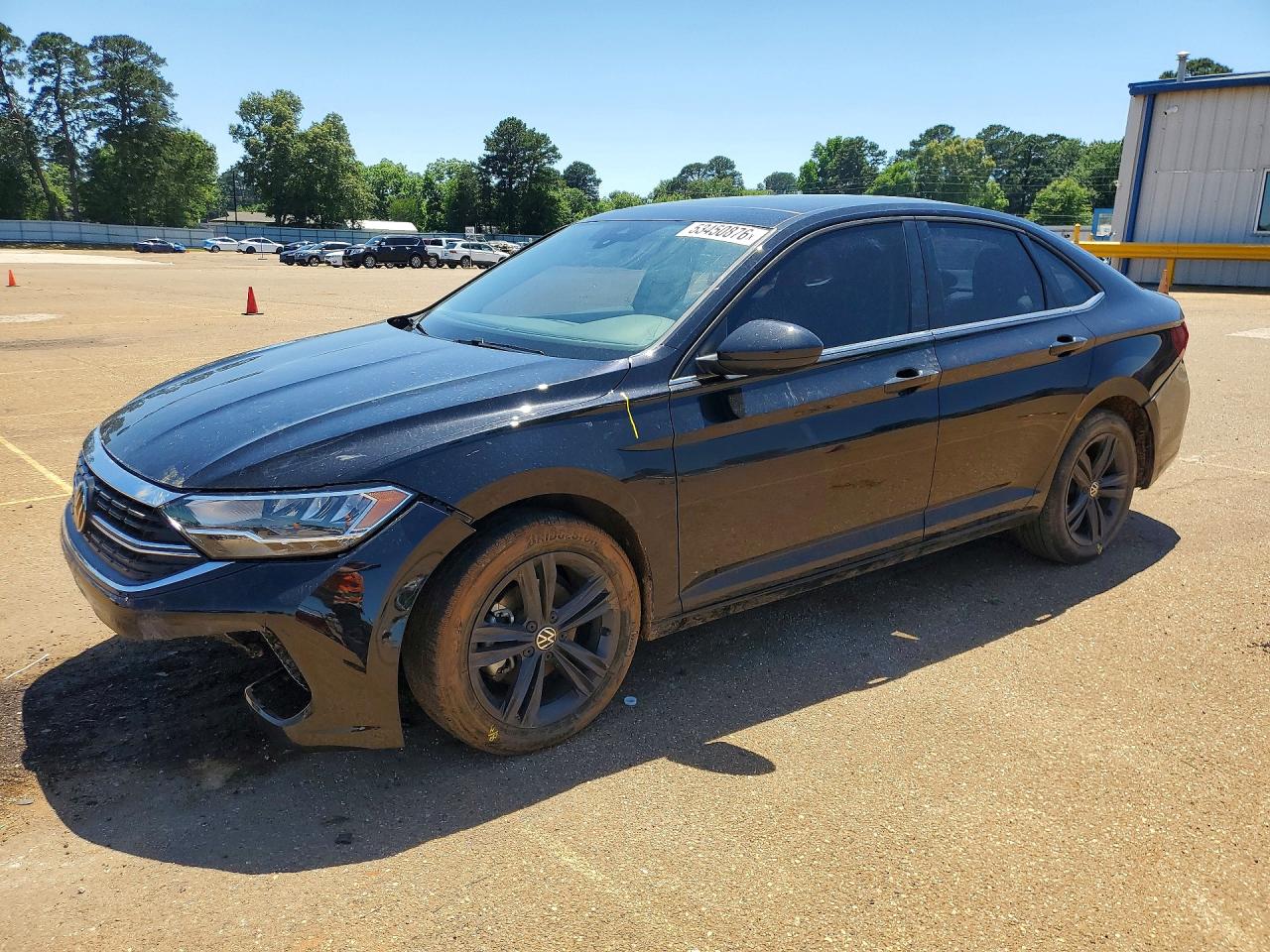 Salvage Volkswagen Jetta Image