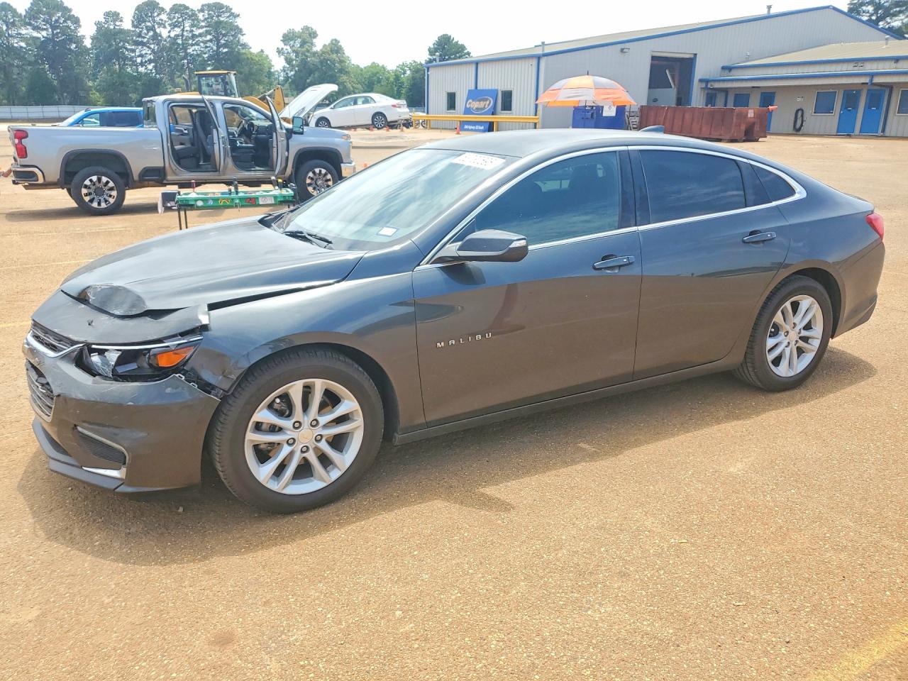 Salvage Chevrolet Malibu Image