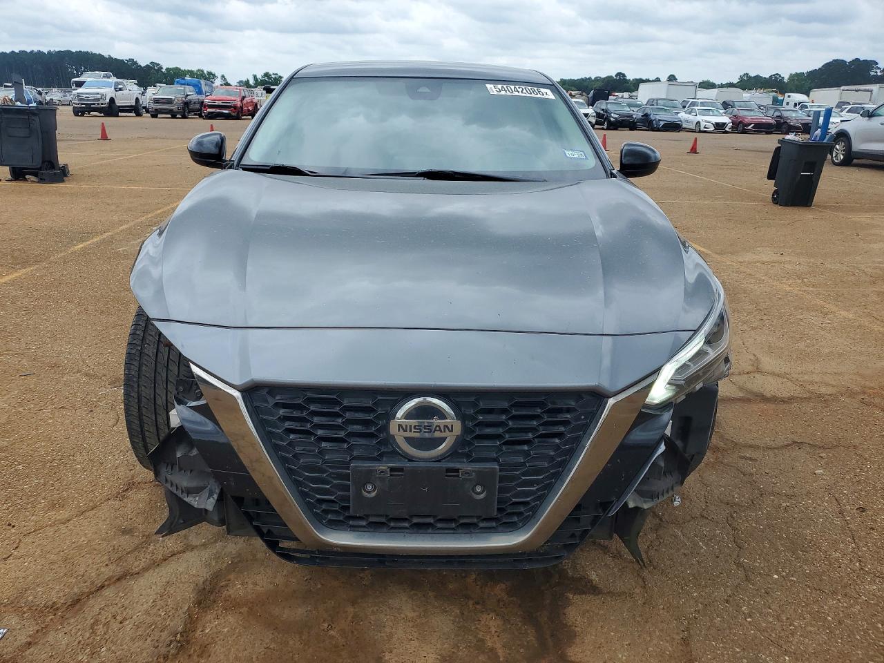 Nissan Altima Sr