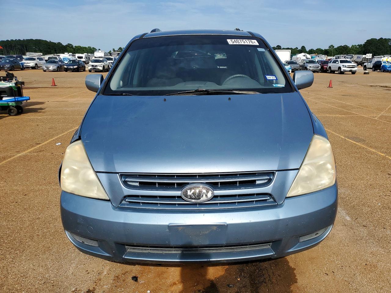 Kia Sedona Lx