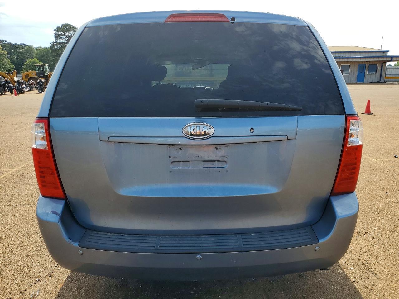 Kia Sedona Lx