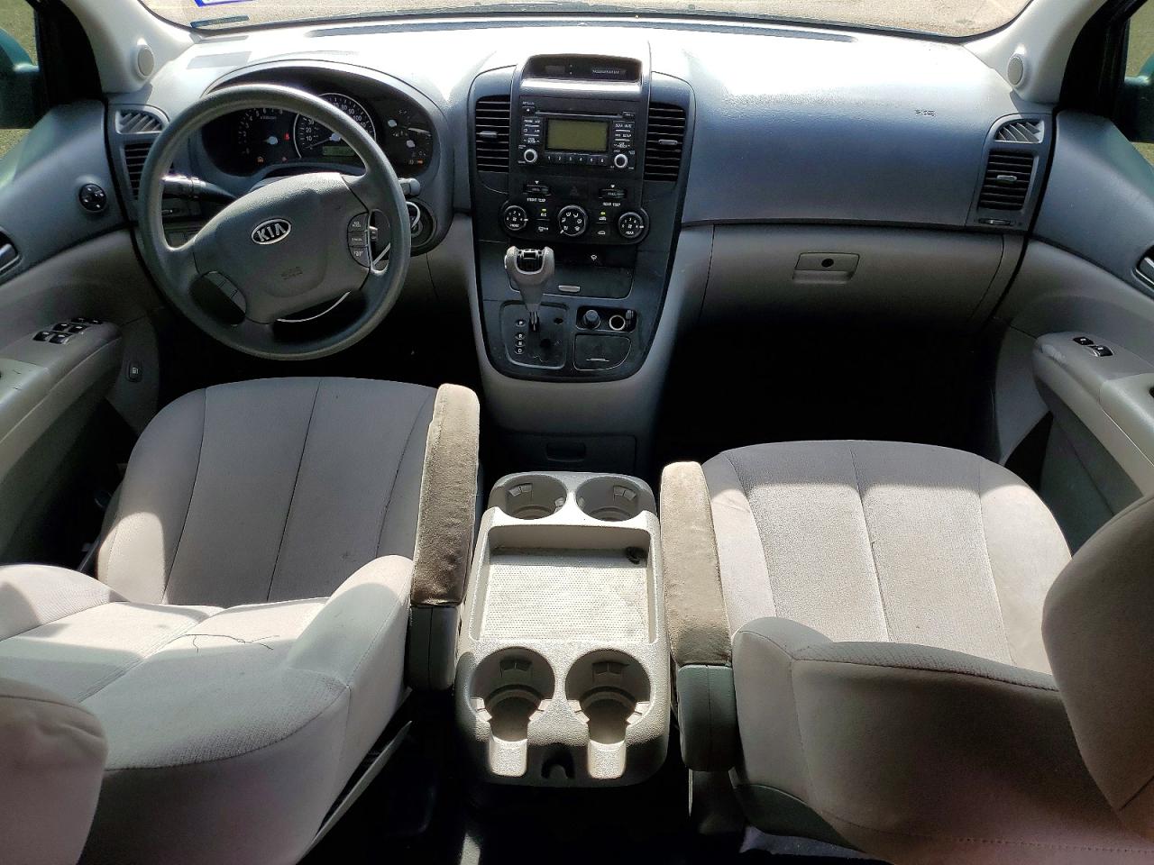 Kia Sedona Lx