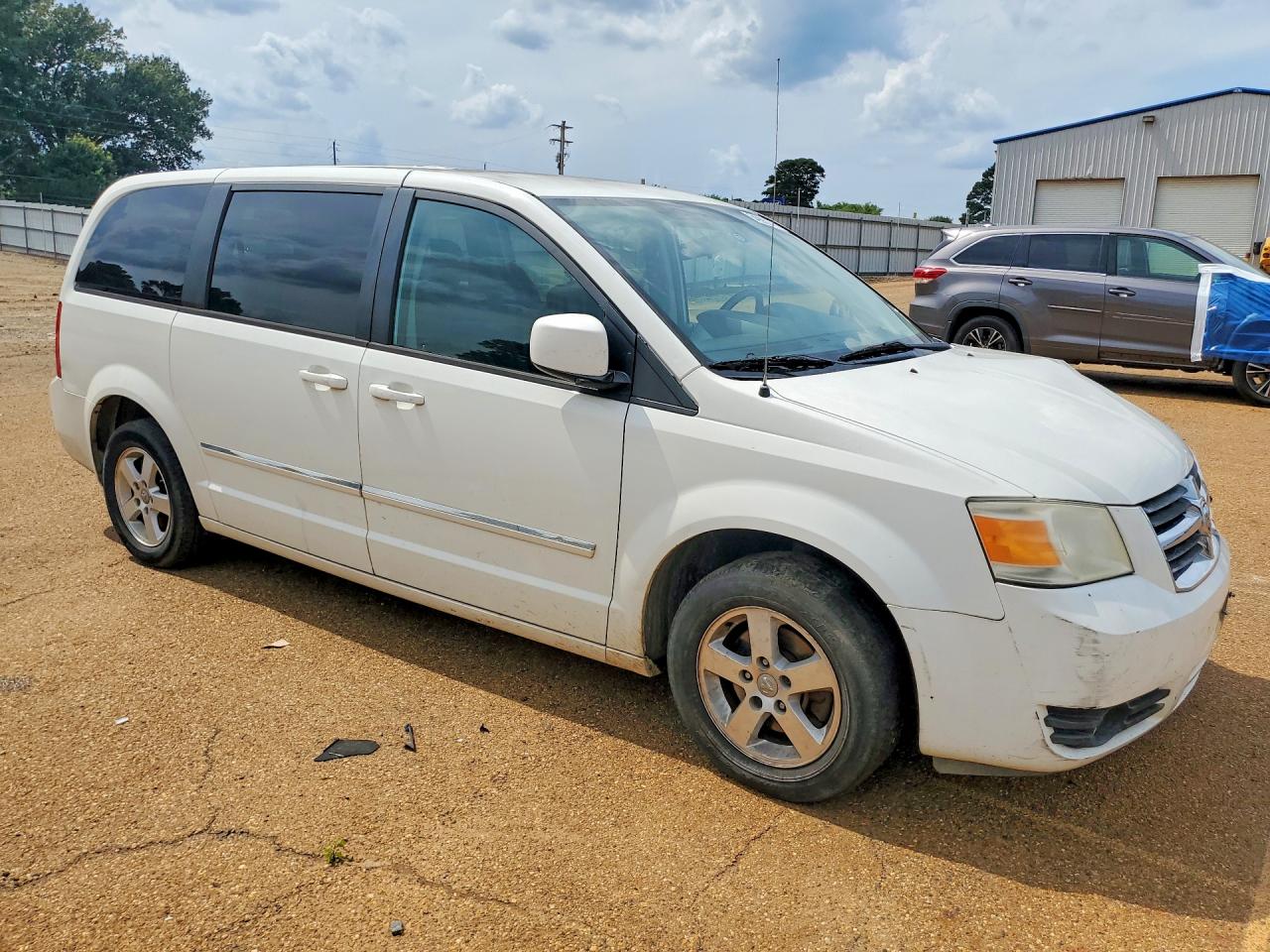 Dodge Caravan Sxt