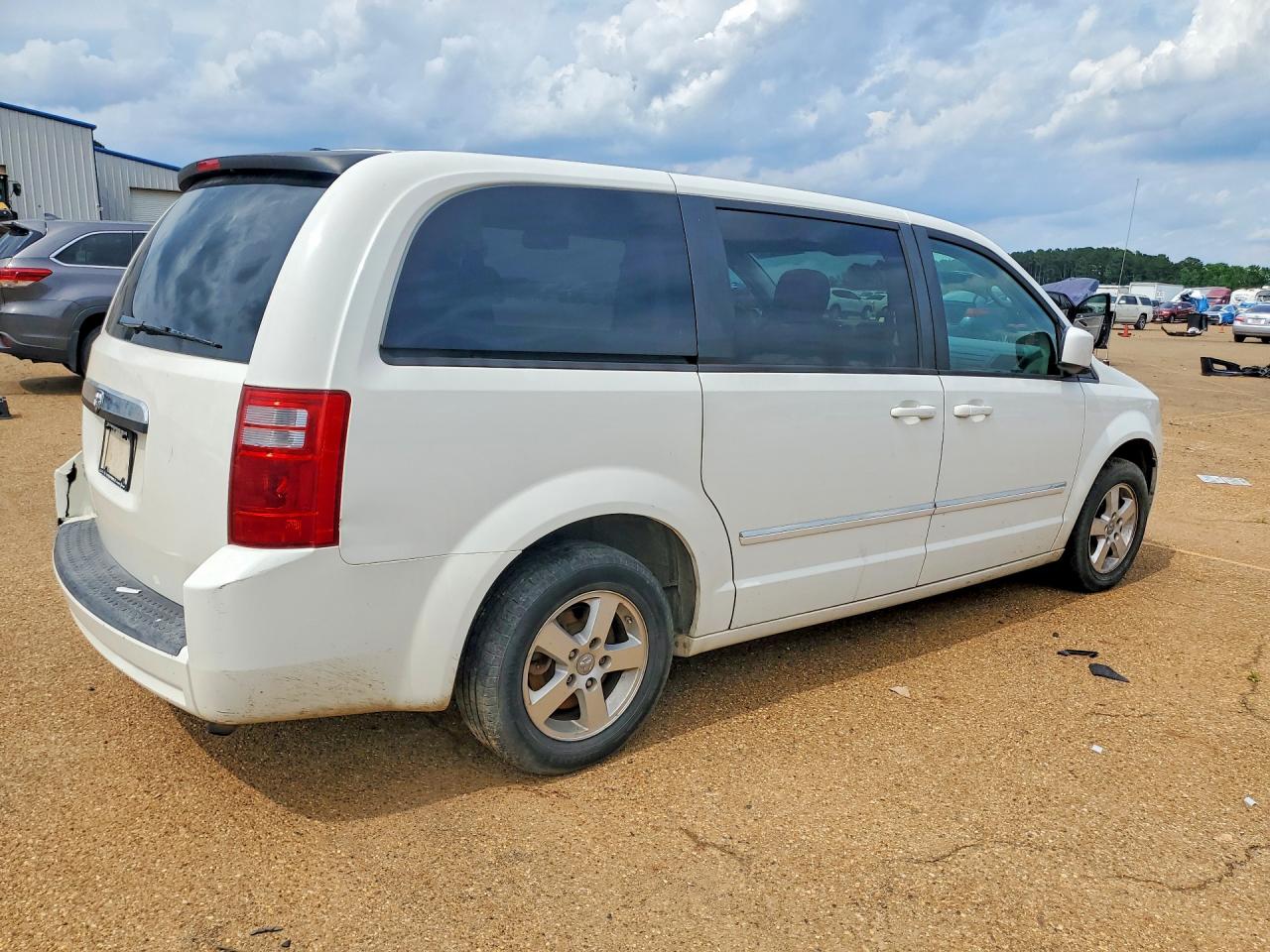 Dodge Caravan Sxt