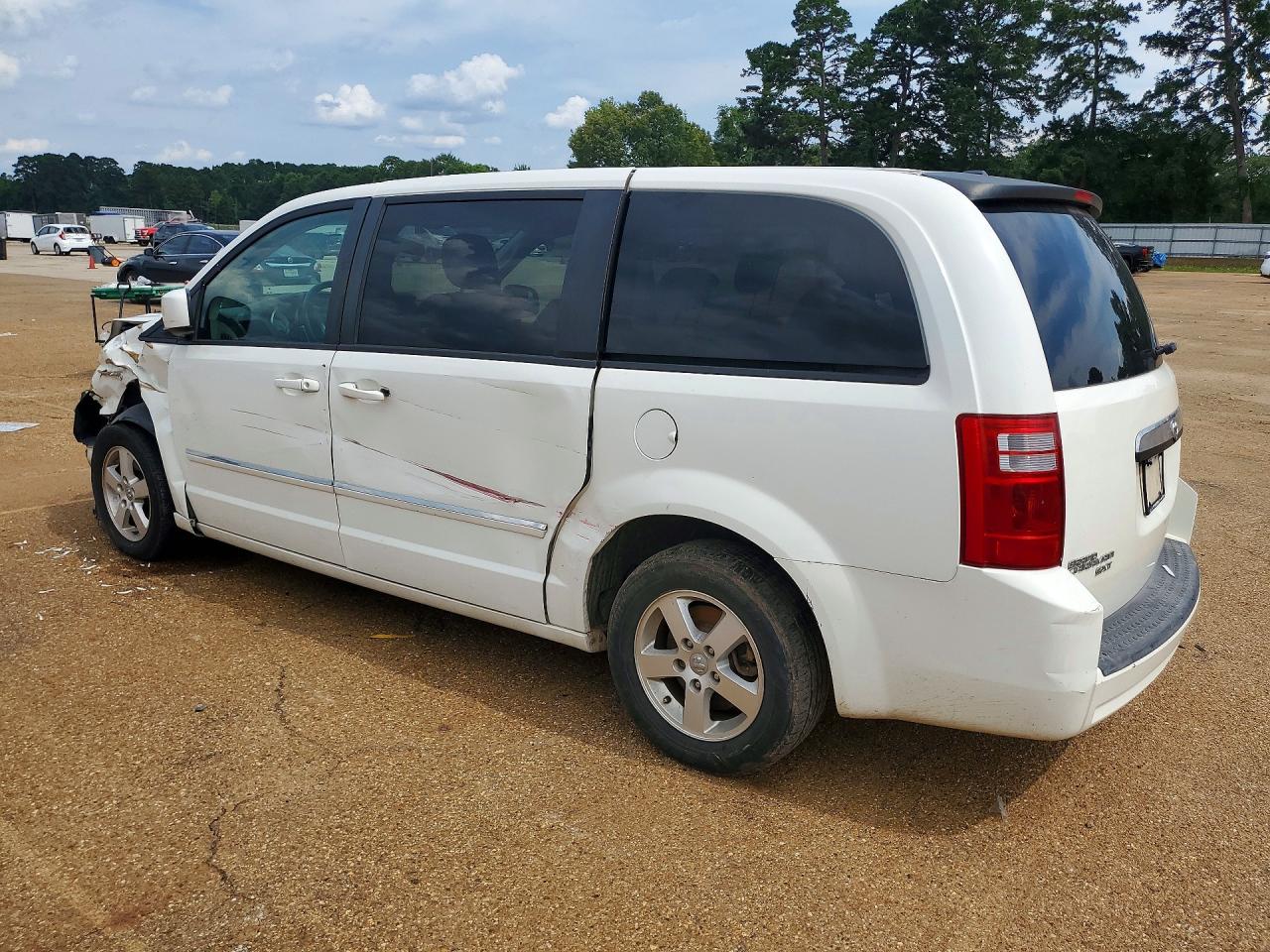 Dodge Caravan Sxt