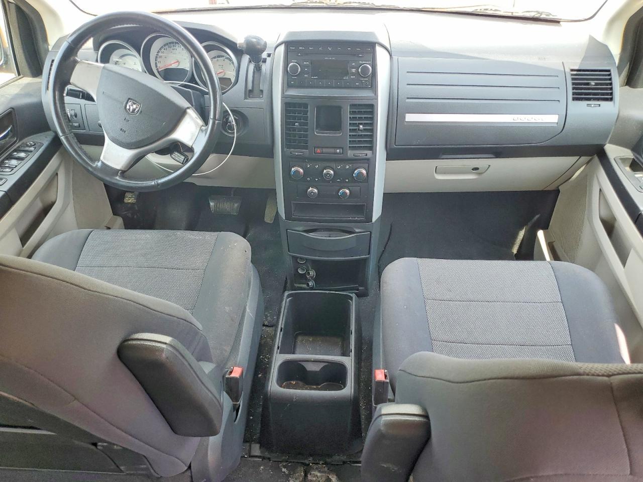 Dodge Caravan Sxt