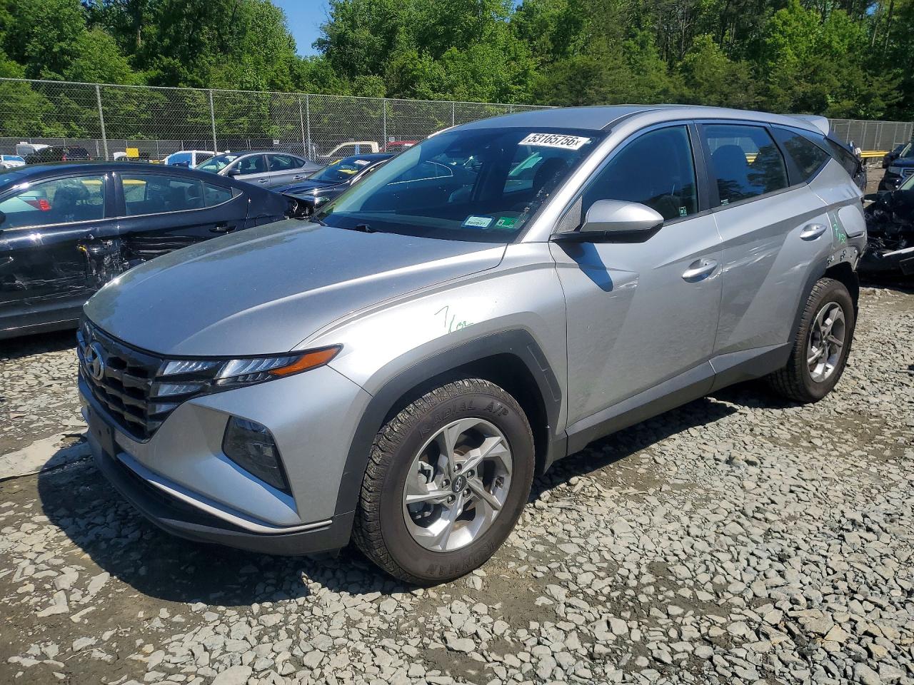 Salvage Hyundai TUCSON Image