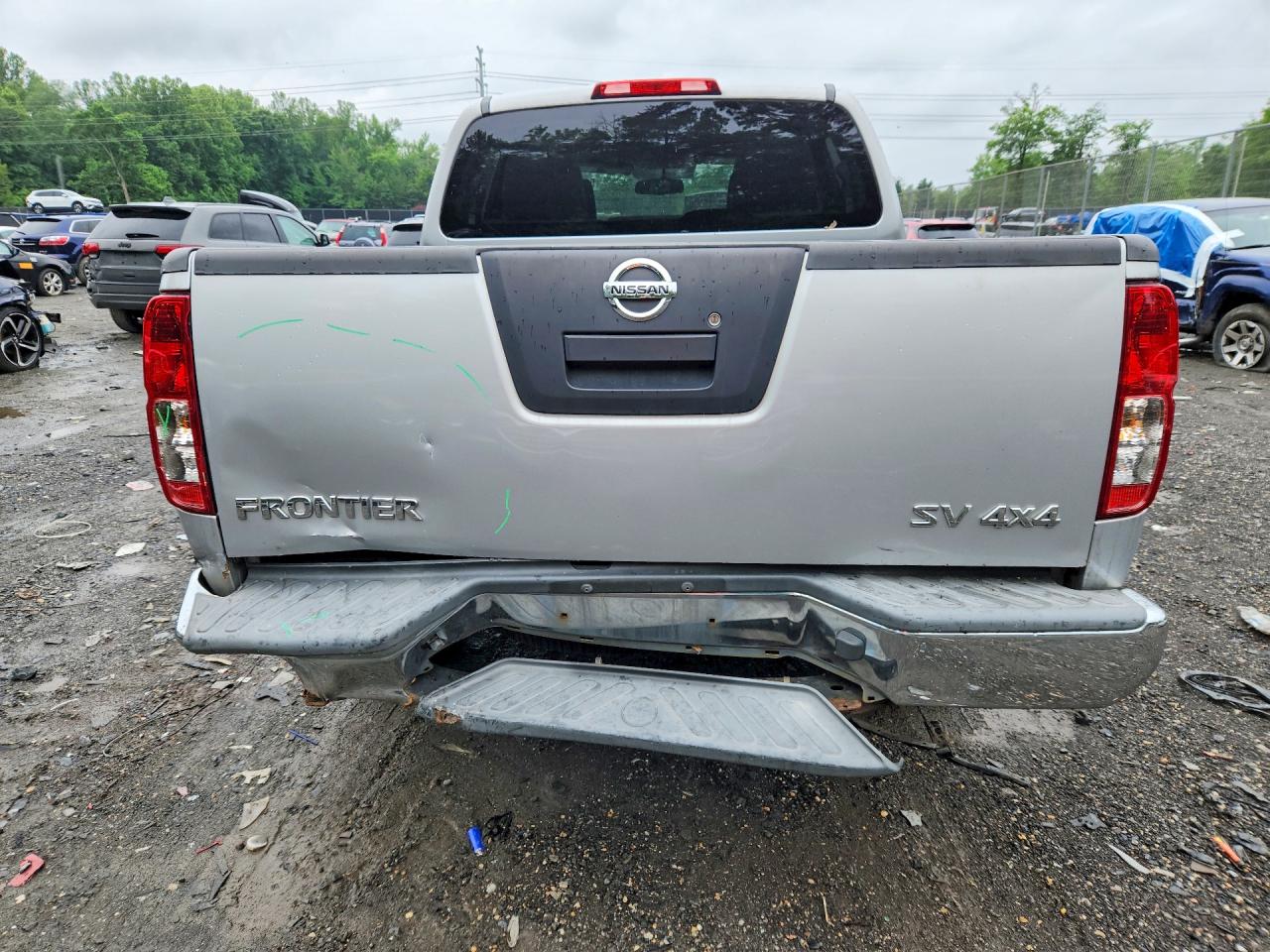Nissan Frontier S