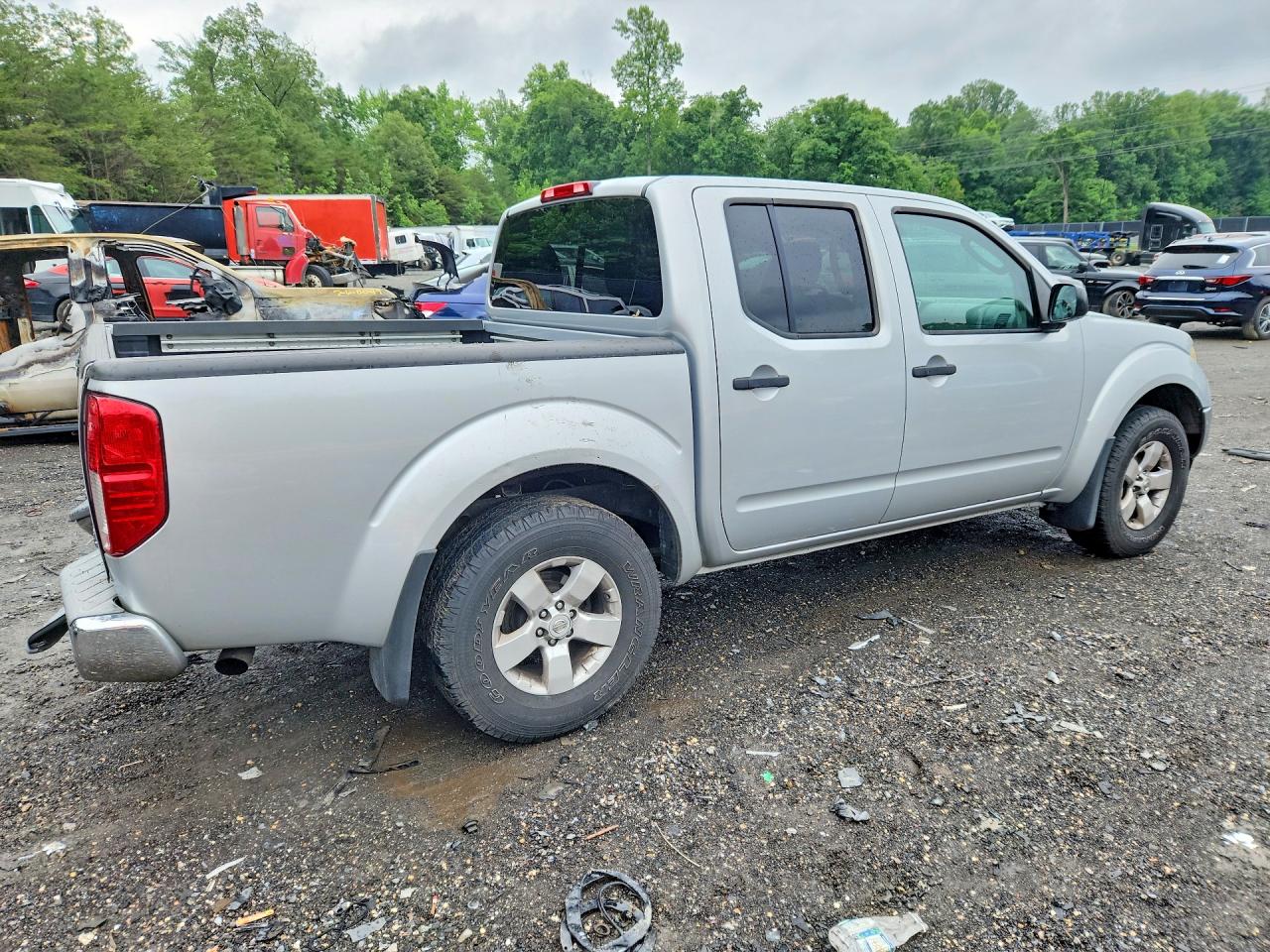 Nissan Frontier S