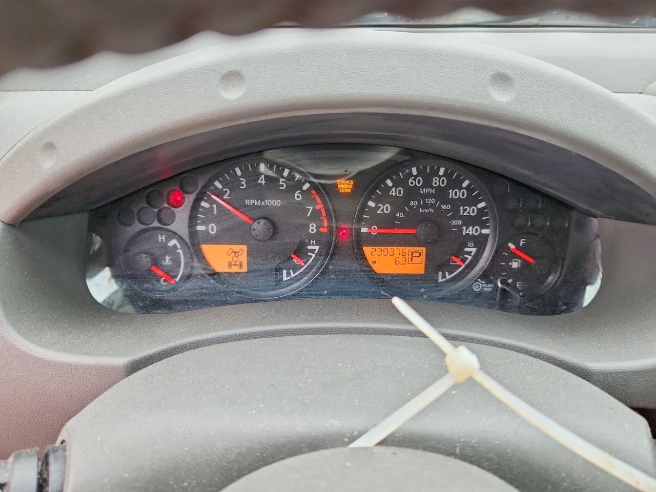 Nissan Frontier S