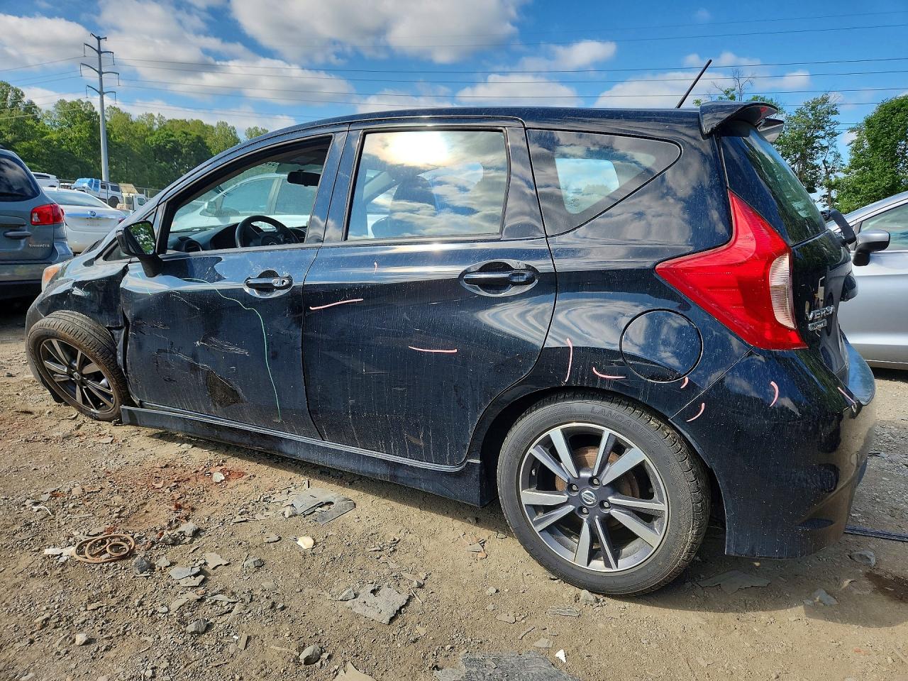 Nissan Versa Sr