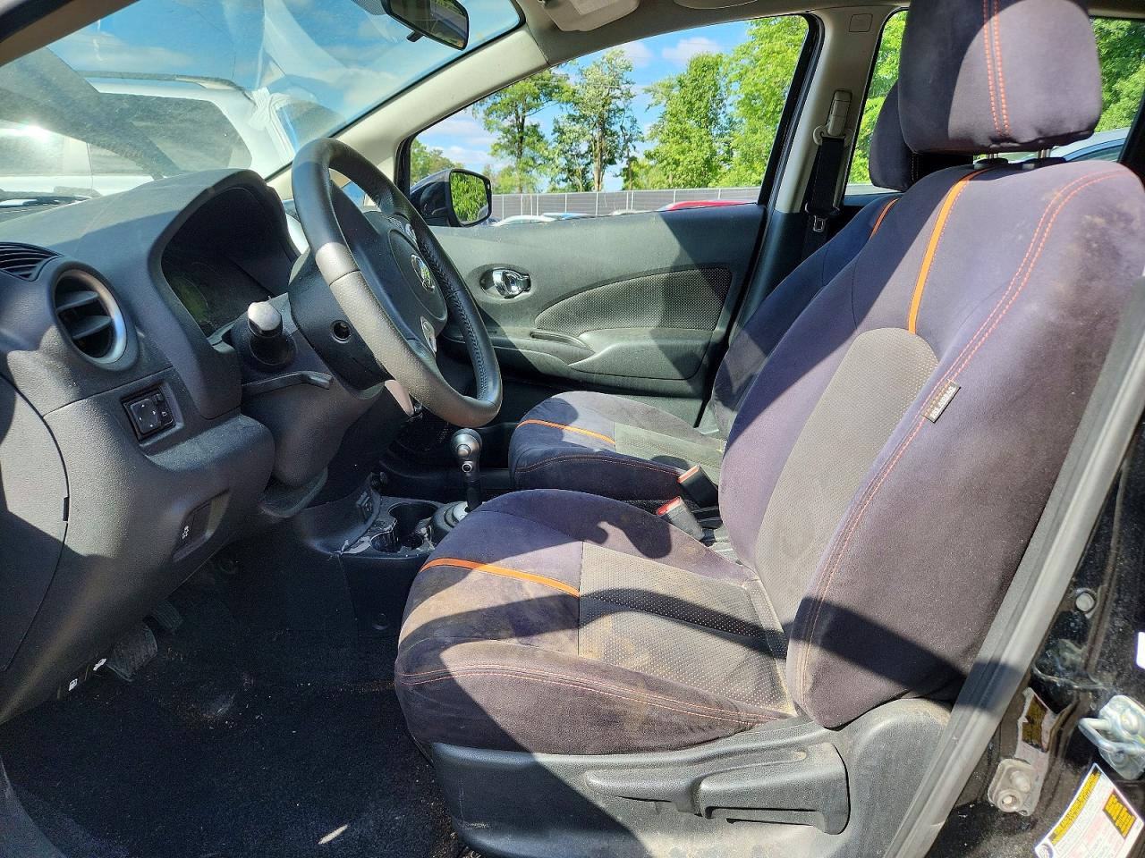 Nissan Versa Sr