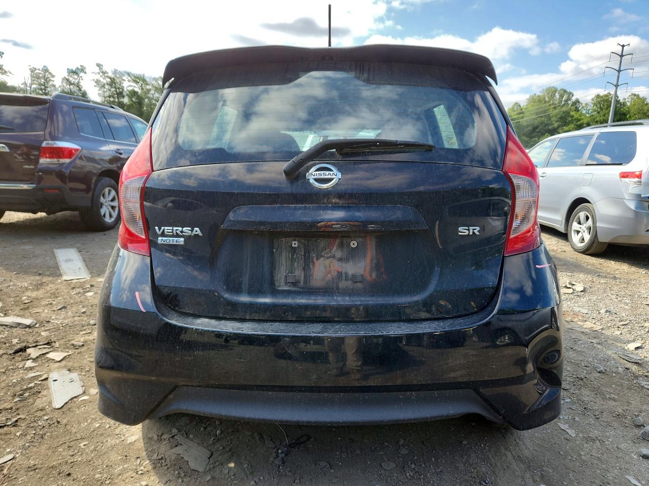 Nissan Versa Sr