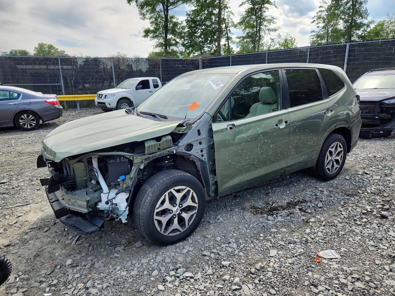 Salvage Subaru Forester Image