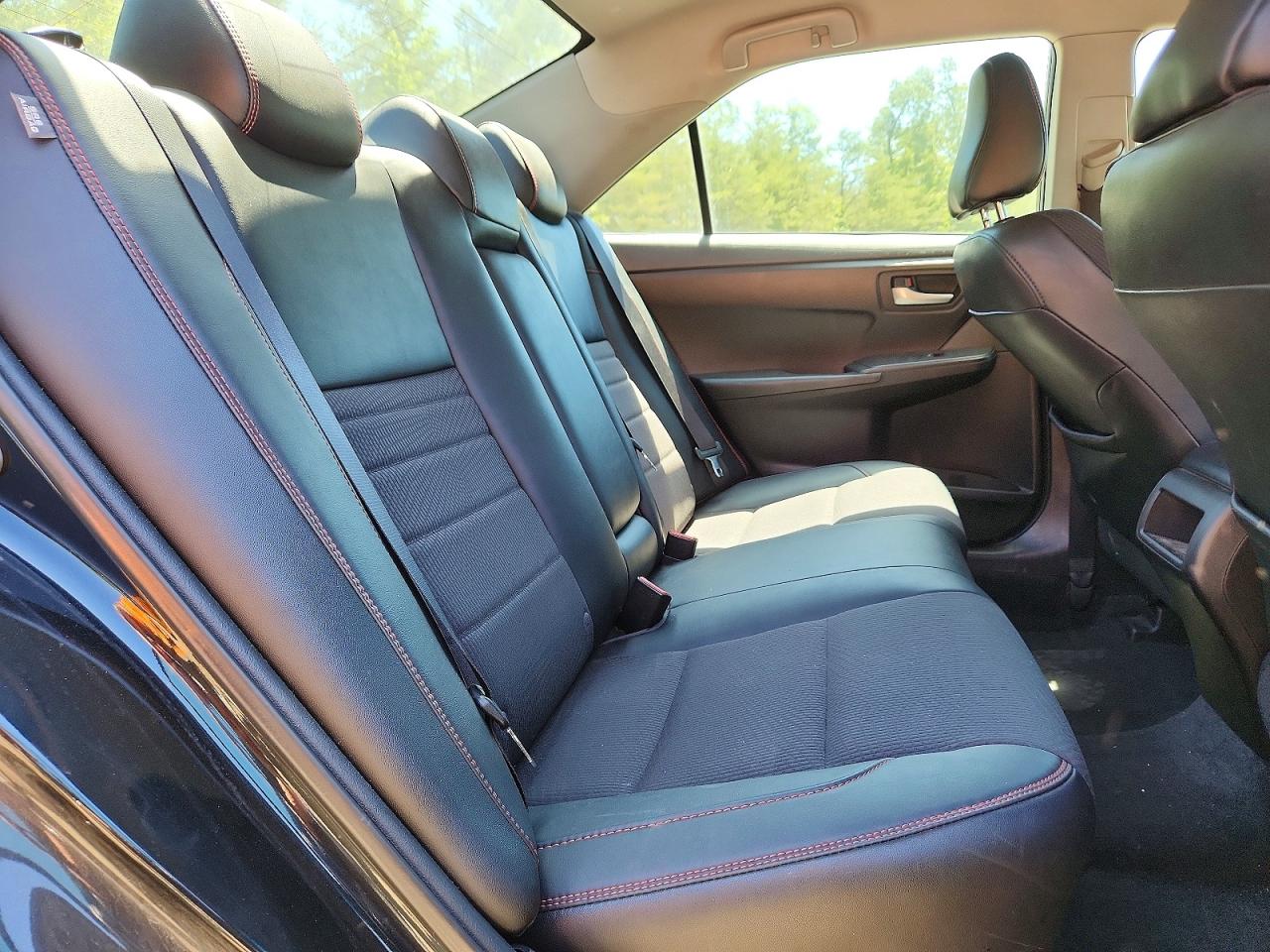 Toyota Camry Se