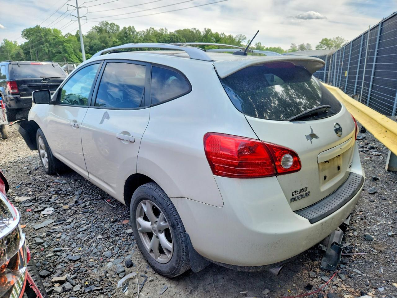 Nissan Rogue S