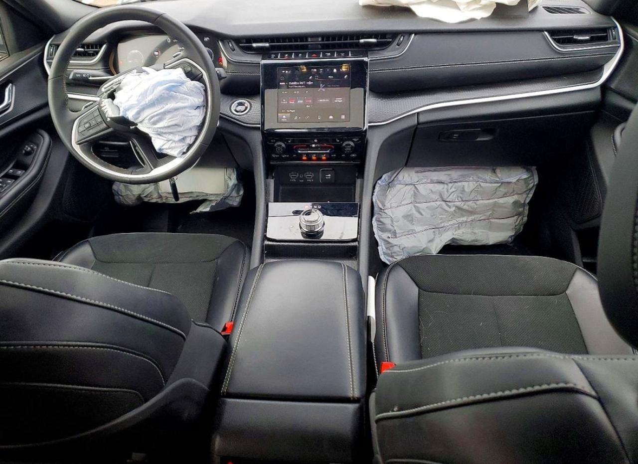 Jeep Cherokee L Laredo