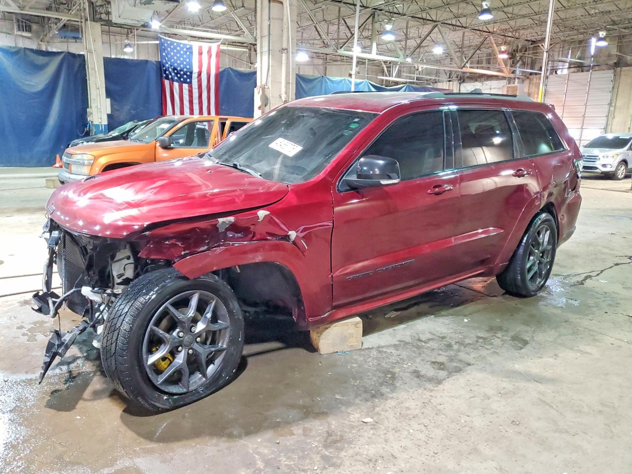 Salvage Jeep Cherokee Image