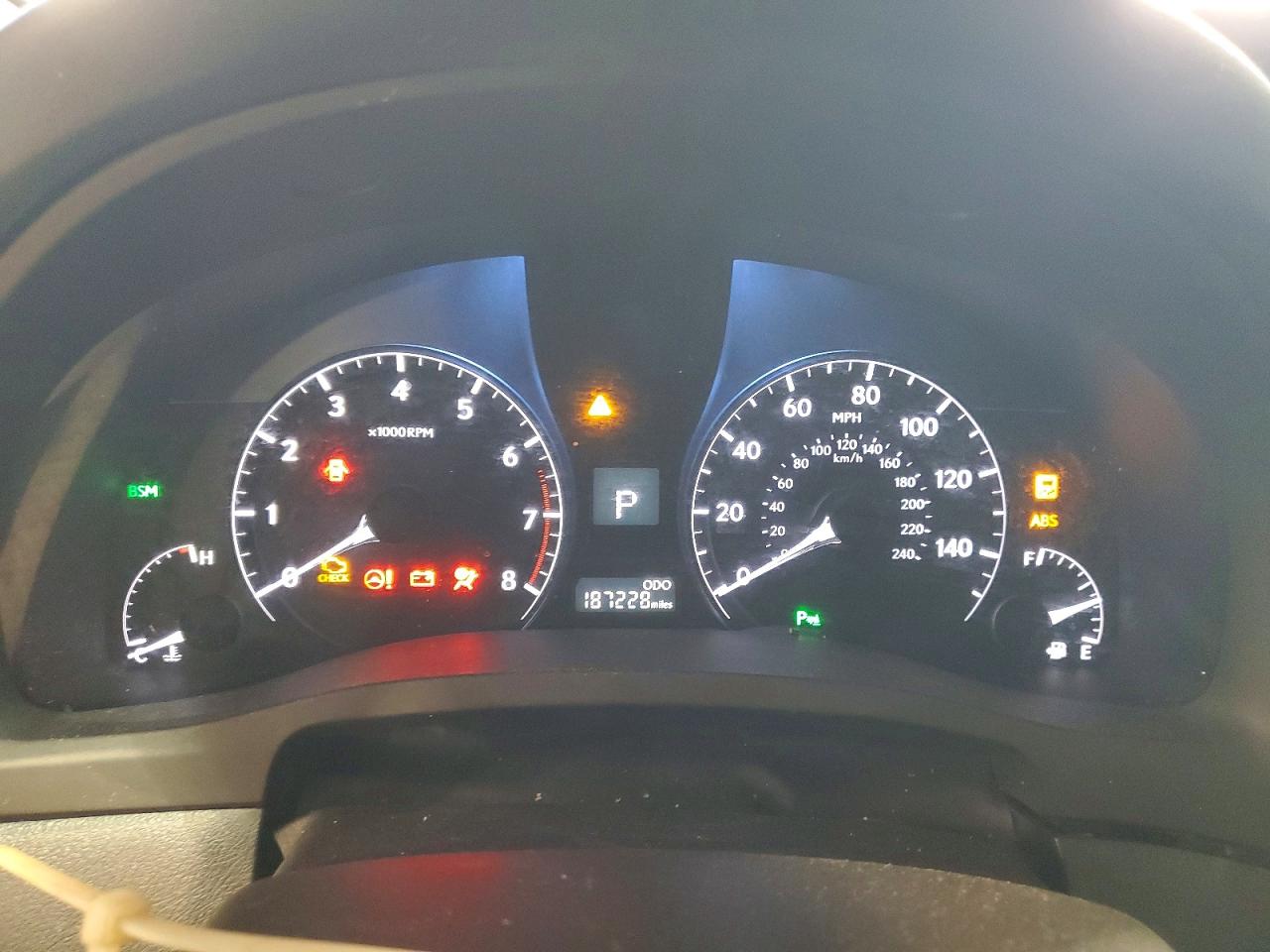 Lexus RX Base