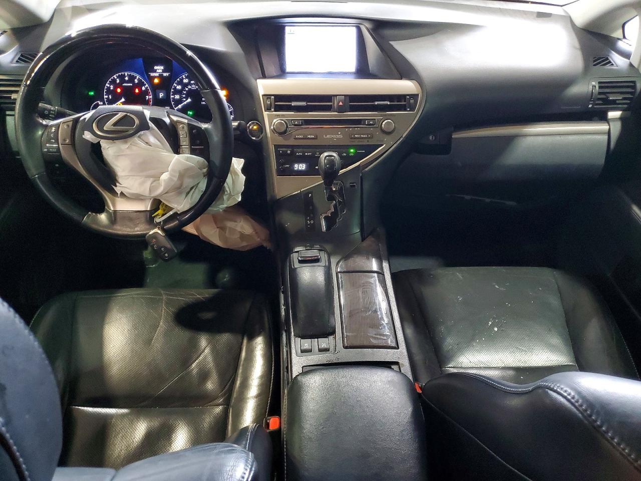 Lexus RX Base