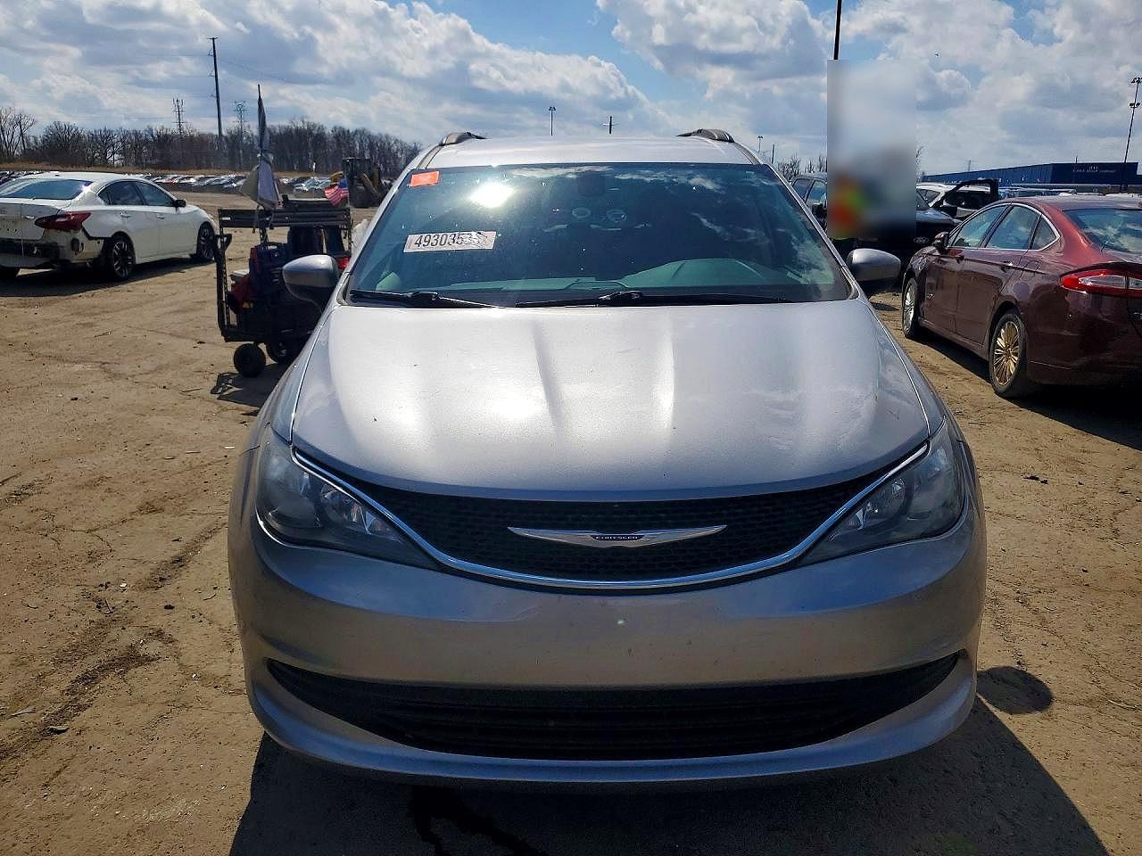 Chrysler Minivan Lxi