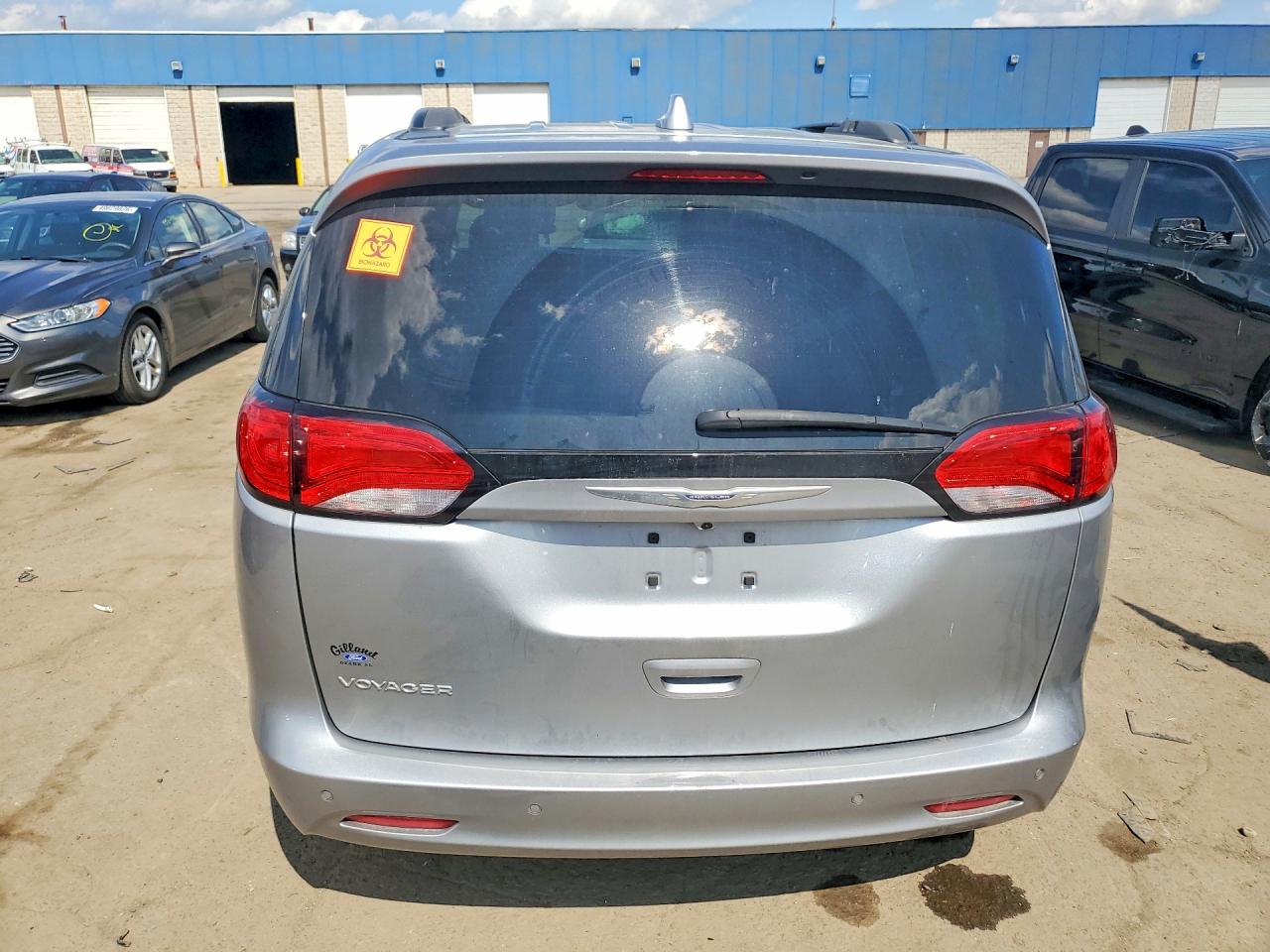 Chrysler Minivan Lxi