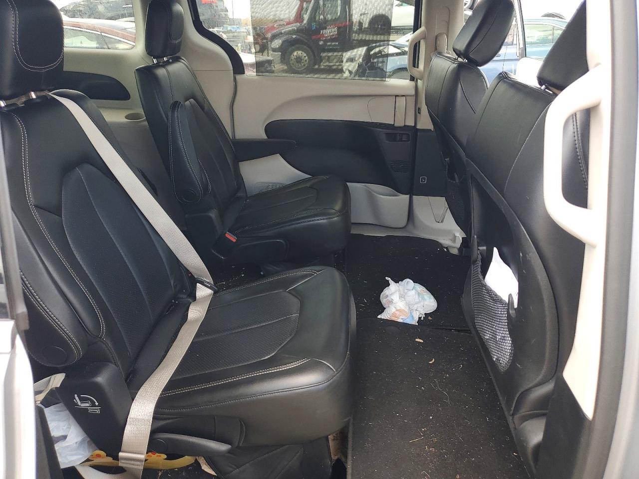 Chrysler Minivan Lxi