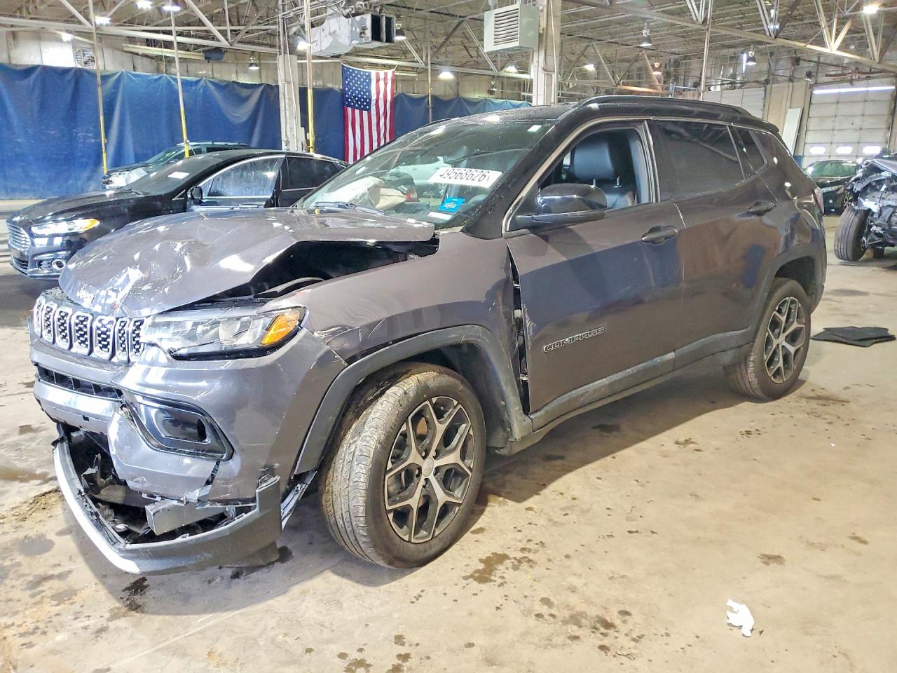 Salvage Jeep Compass Image