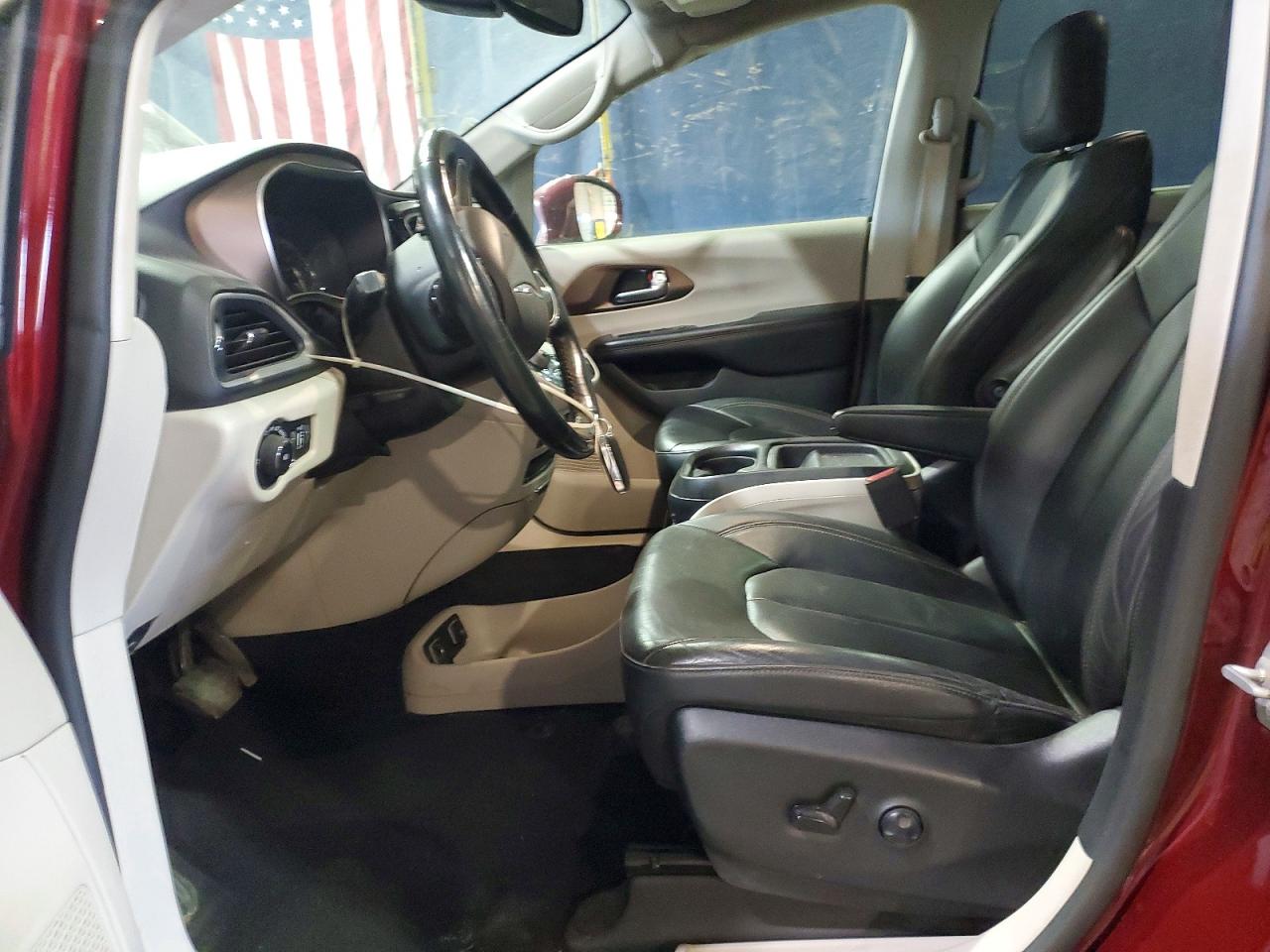 Chrysler Pacifica Touring L
