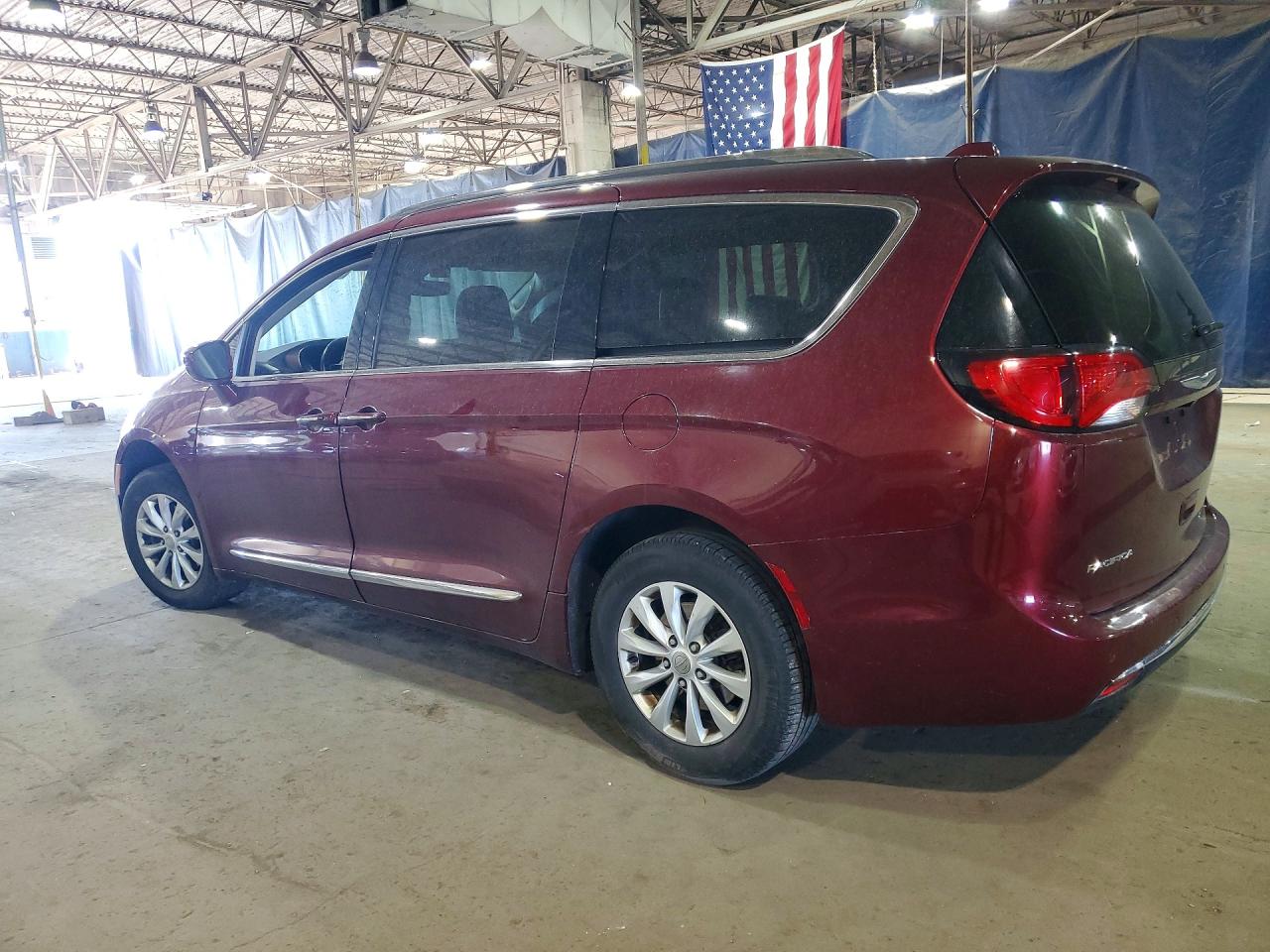 Chrysler Pacifica Touring L