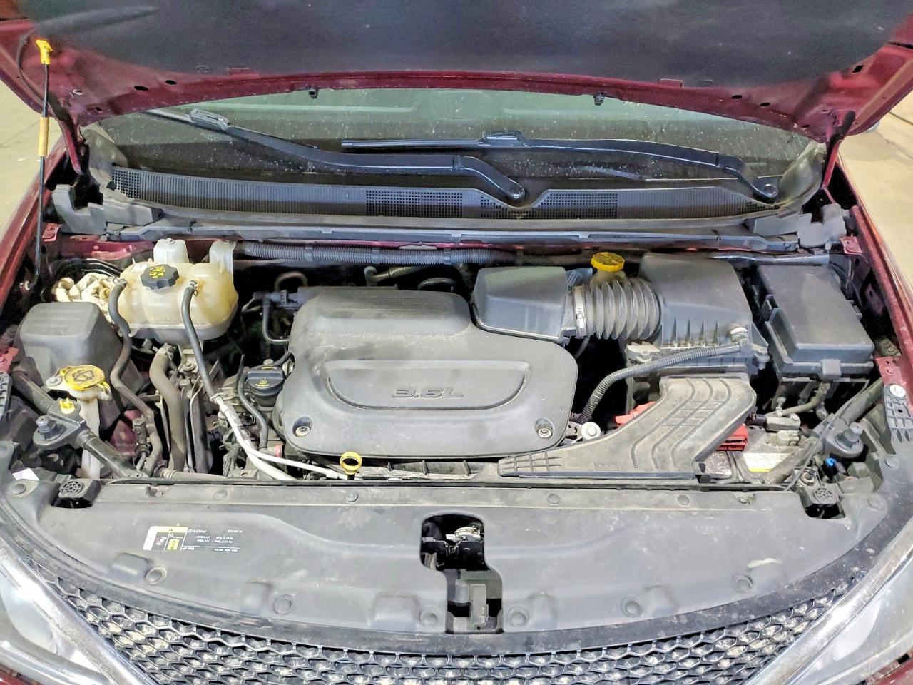 Chrysler Pacifica Touring L