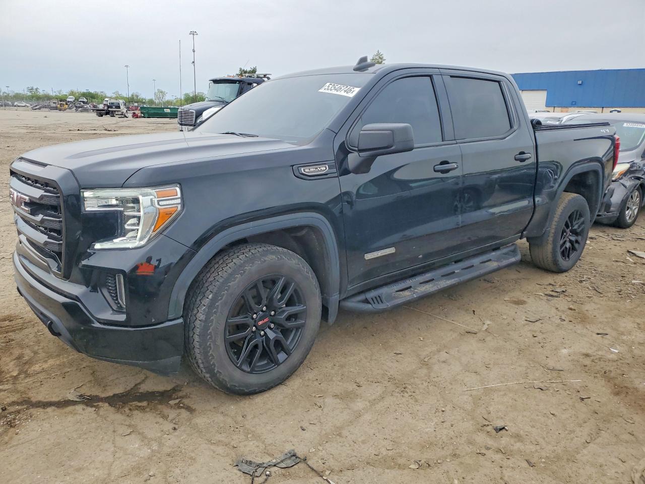 Salvage GMC Sierra Image