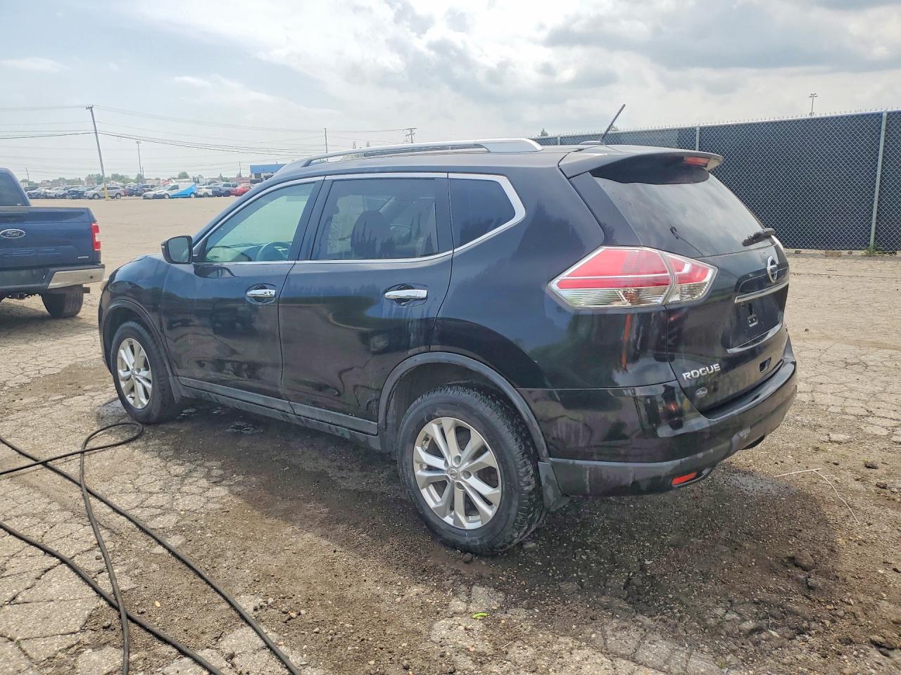 Nissan Rogue S