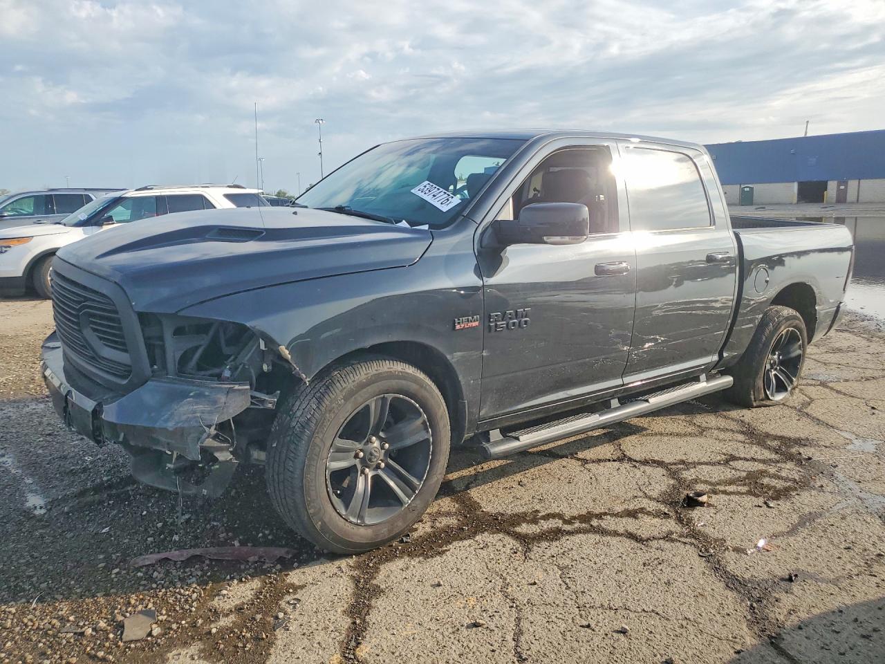 Salvage Ram 1500 Image