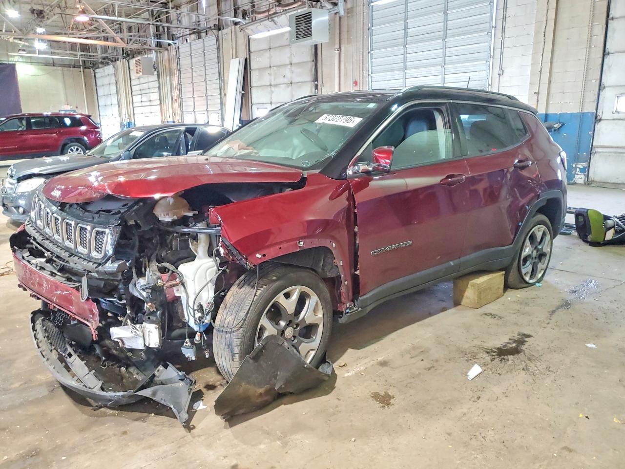 Salvage Jeep Compass Image
