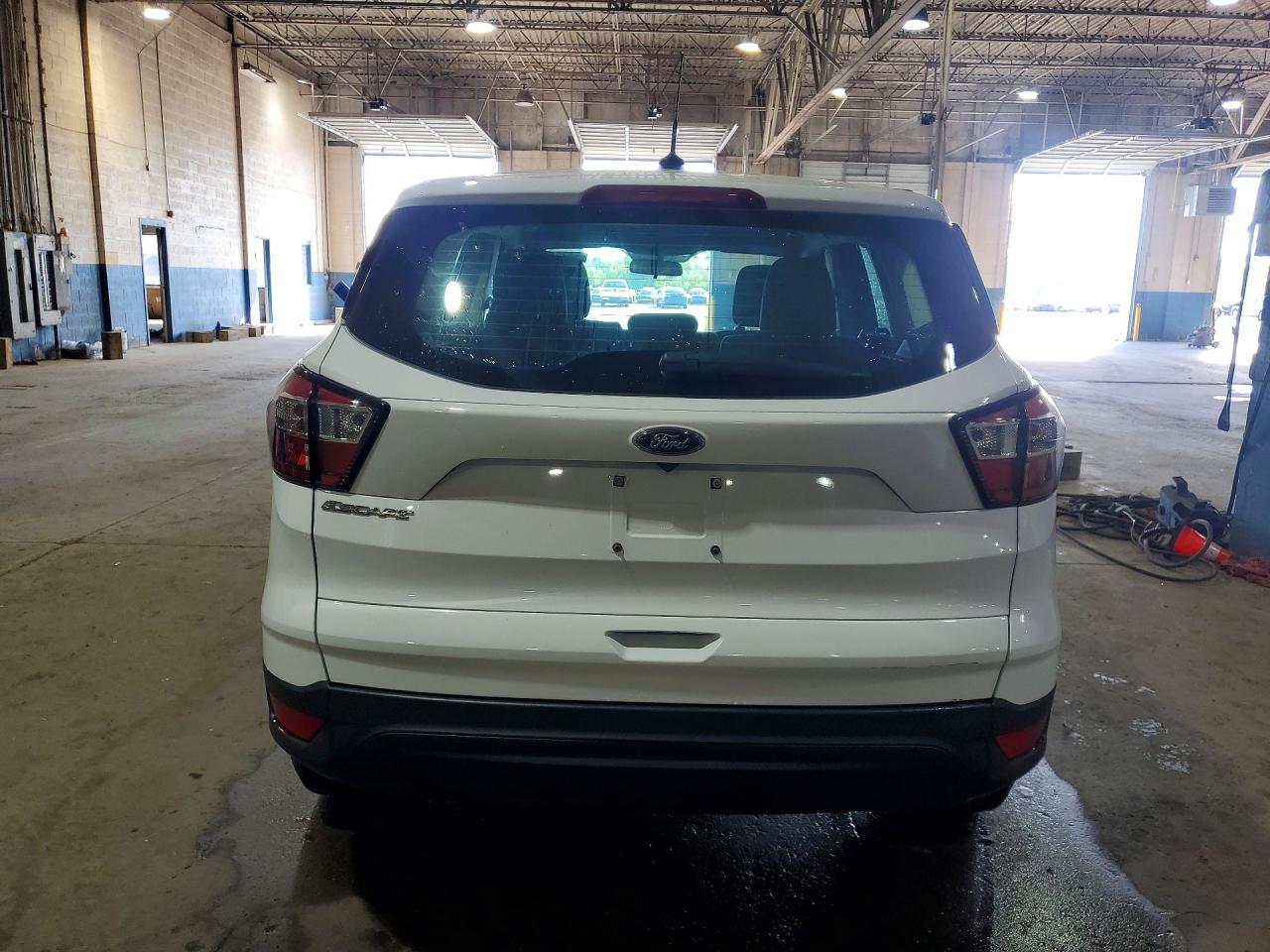Ford Escape S