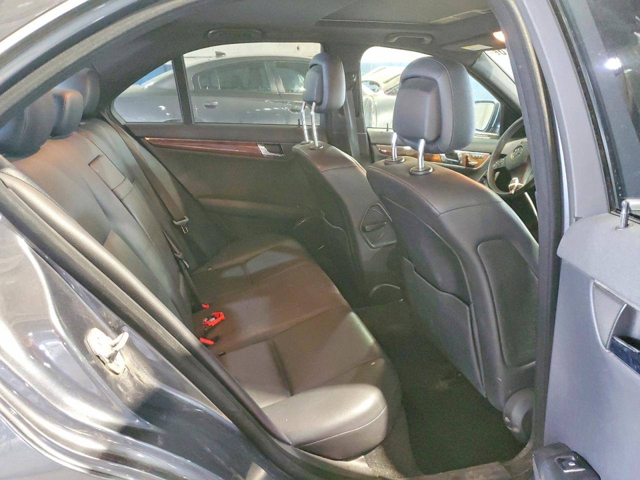 Mercedes-Benz C-Class 300 4matic