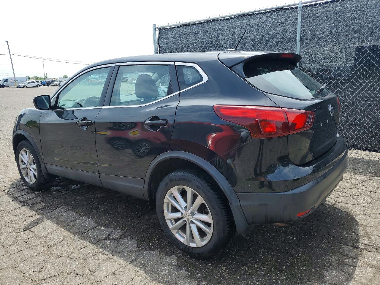 Nissan Rogue S