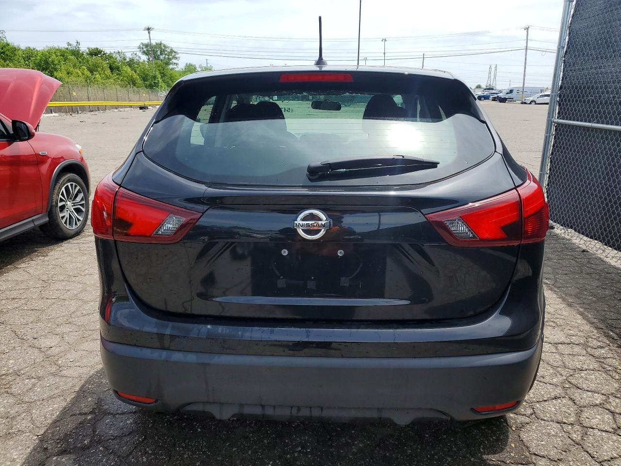 Nissan Rogue S