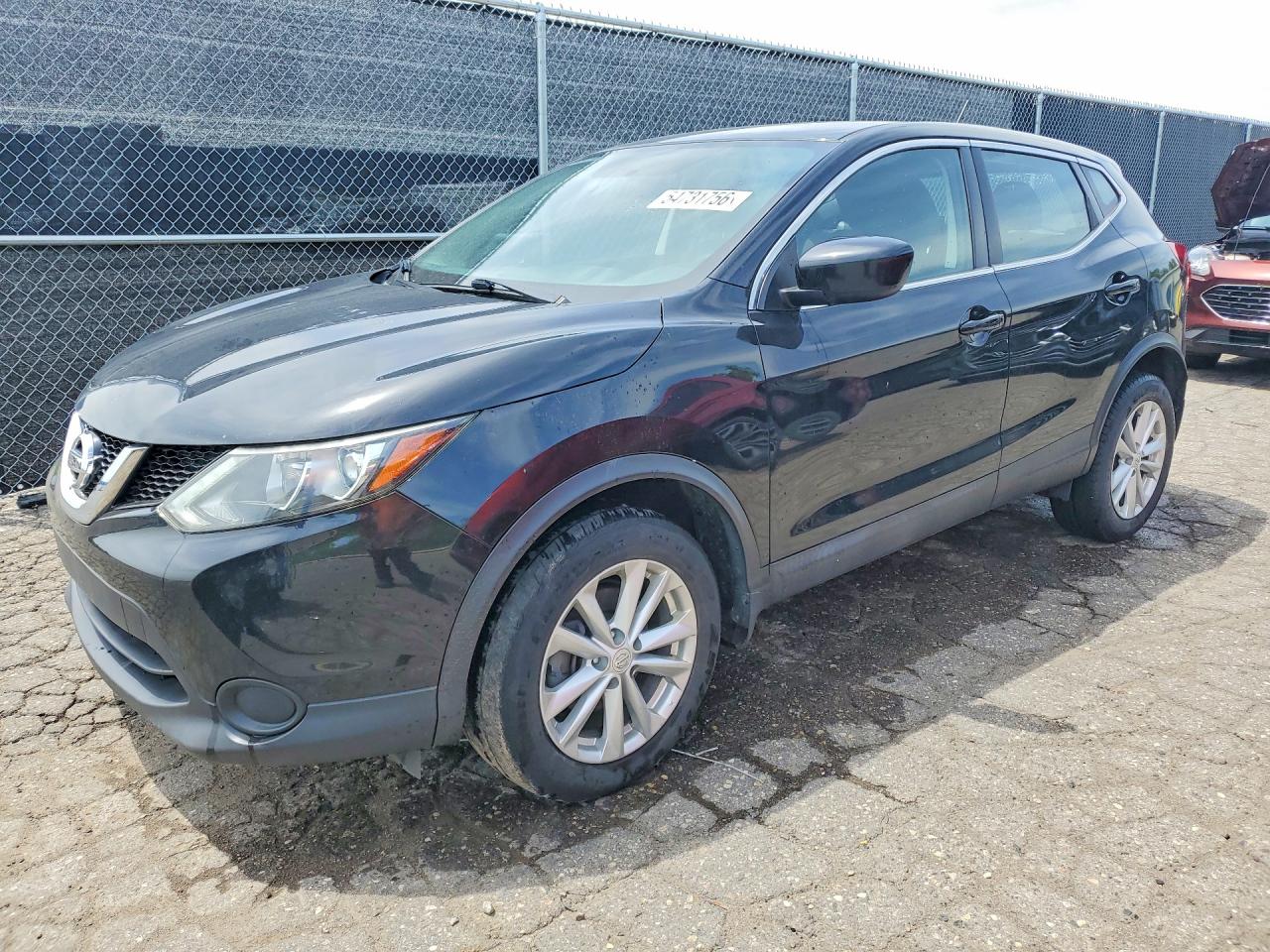 Salvage Nissan Rogue Image