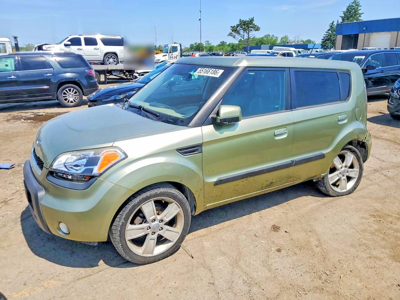 Salvage Kia Soul Image