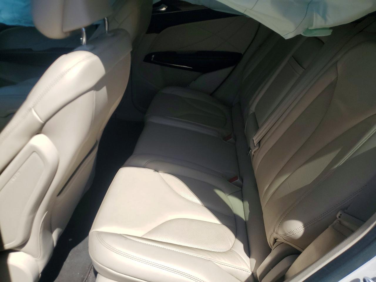 Lincoln MKC Select
