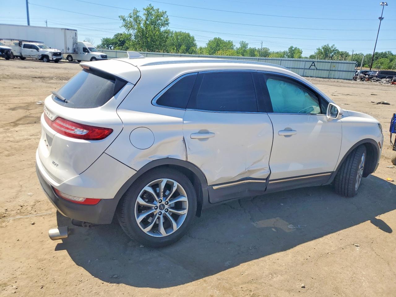 Lincoln MKC Select