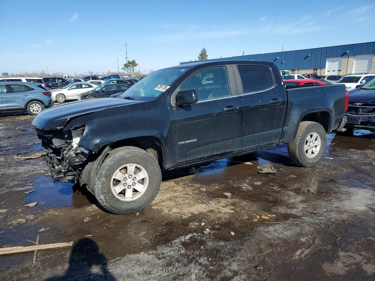 Salvage Chevrolet Colorado Image