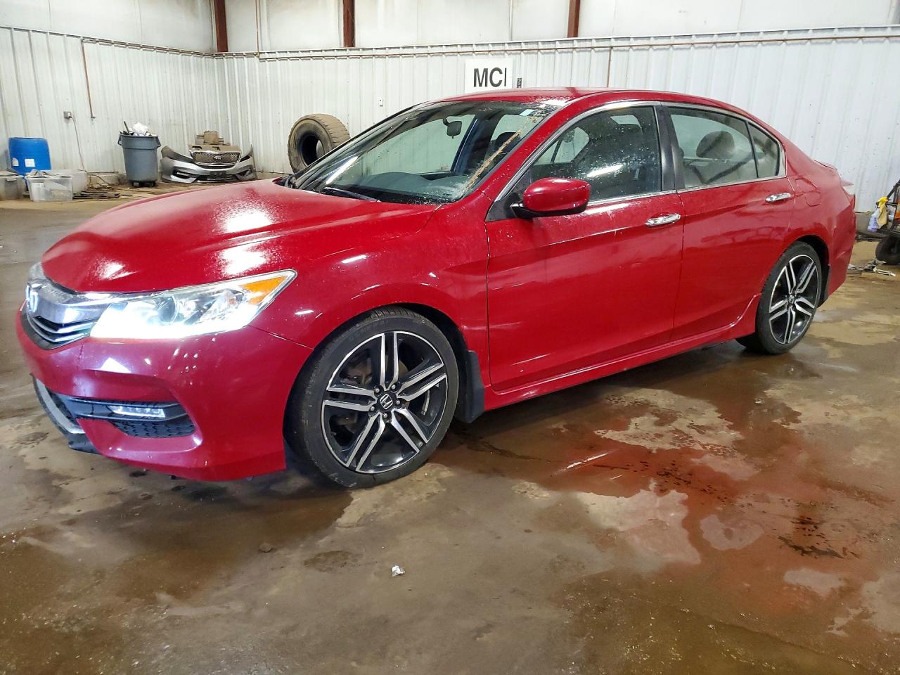 Salvage Honda Accord Image