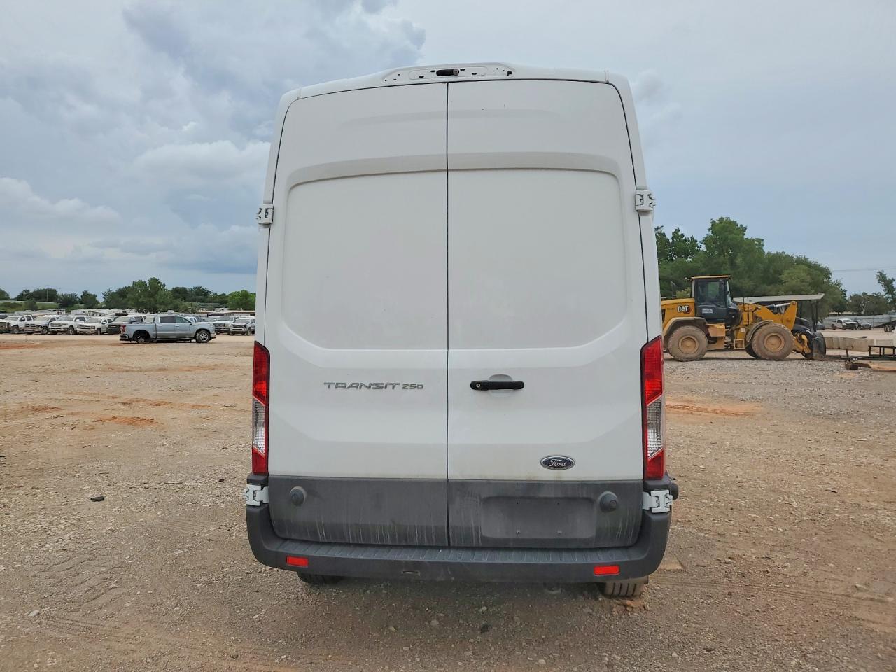 Ford Transit T-250