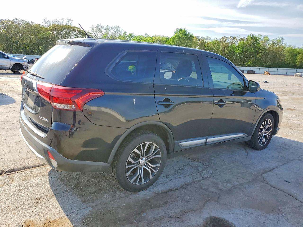 Mitsubishi Outlander Es
