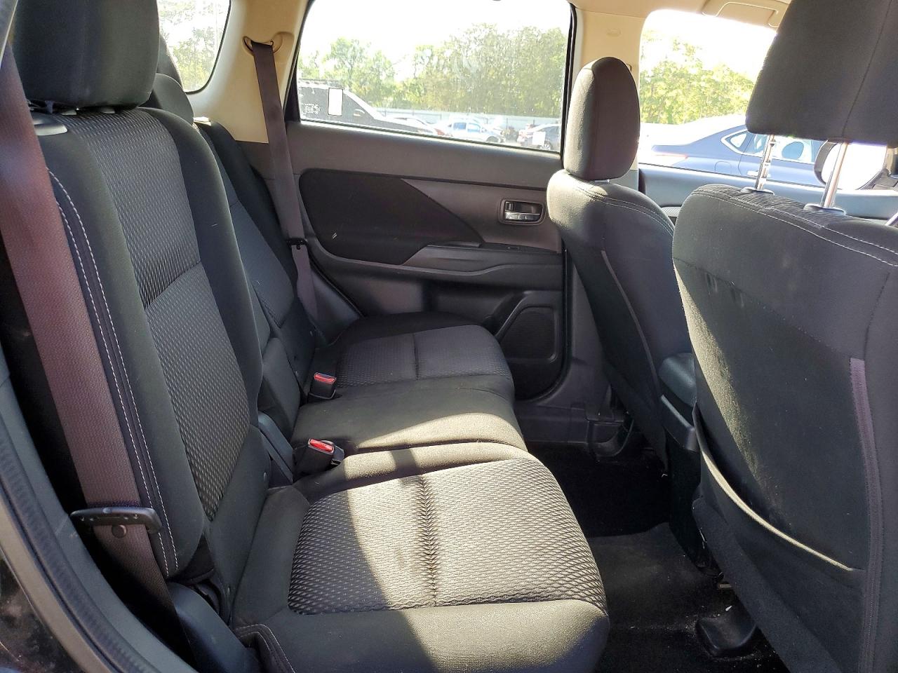 Mitsubishi Outlander Es